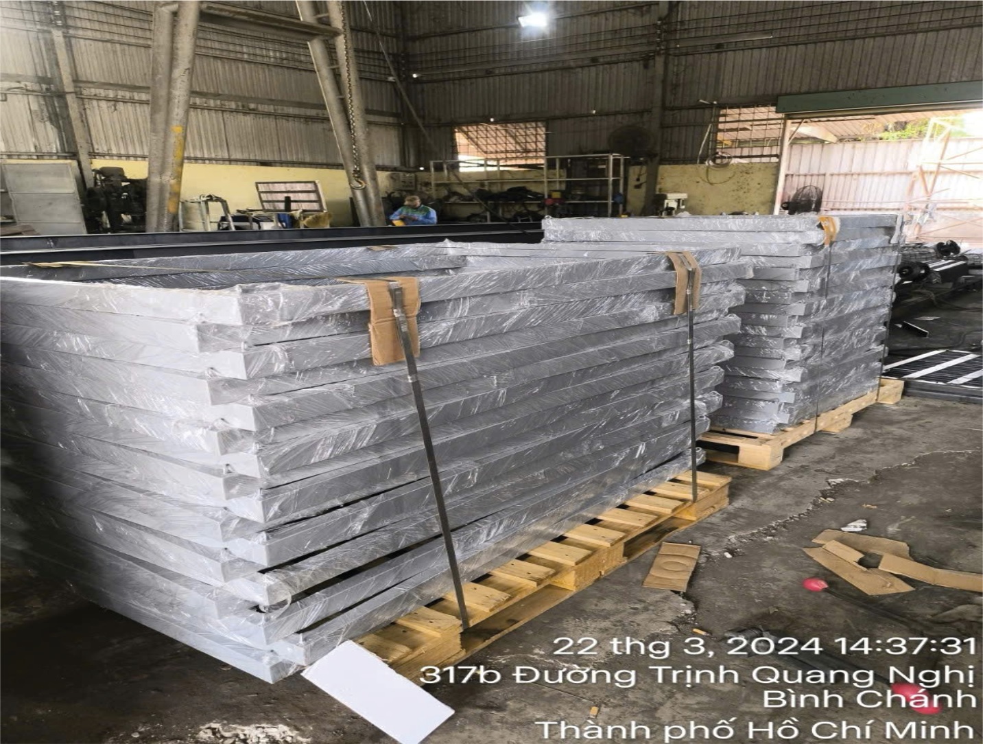 Gia công, hoàn thiện hàng thành phẩm theo yêu cầu bản vẽ khách hàng.